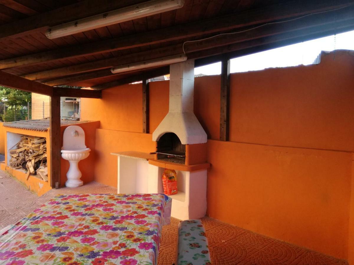 Casa Vacanze Villa Carmela Porto Torres Exterior foto